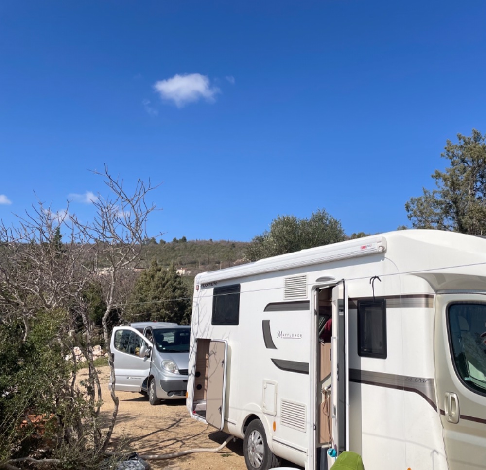 Aire camping-car  Saint-Czaire-sur-Siagne (06780) - Photo 2